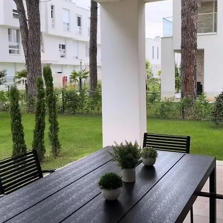 Eme - Kompleksi San Pietro, Gjiri I Lalzit Apartmán