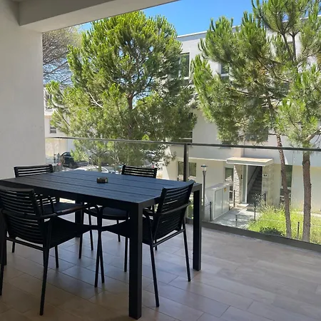 Apartmán Eme - Kompleksi San Pietro, Gjiri I Lalzit *