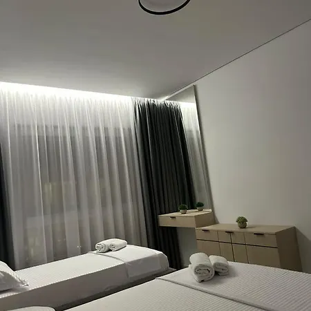 Apartment Eme - Kompleksi San Pietro, Gjiri I Lalzit
