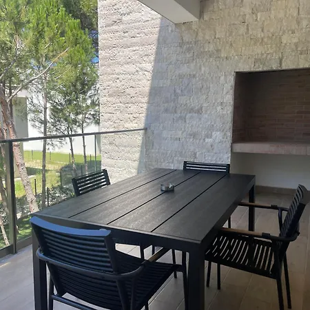 Apartment Eme - Kompleksi San Pietro, Gjiri I Lalzit *