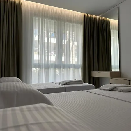 Eme - Kompleksi San Pietro, Gjiri I Lalzit Apartment *