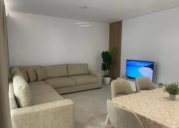Eme - Kompleksi San Pietro, Gjiri I Lalzit Durrës